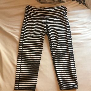 Athleta cropped leggings